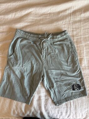 Volcom Men's Sage Green Drawstring fleece Shorts Sz L